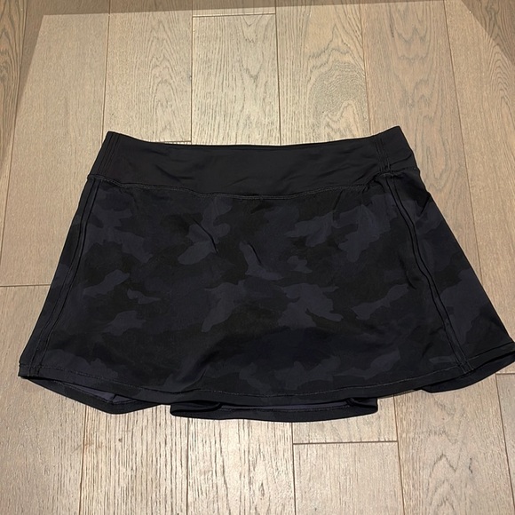 lululemon athletica Black Camo Skort - Picture 1 of 11